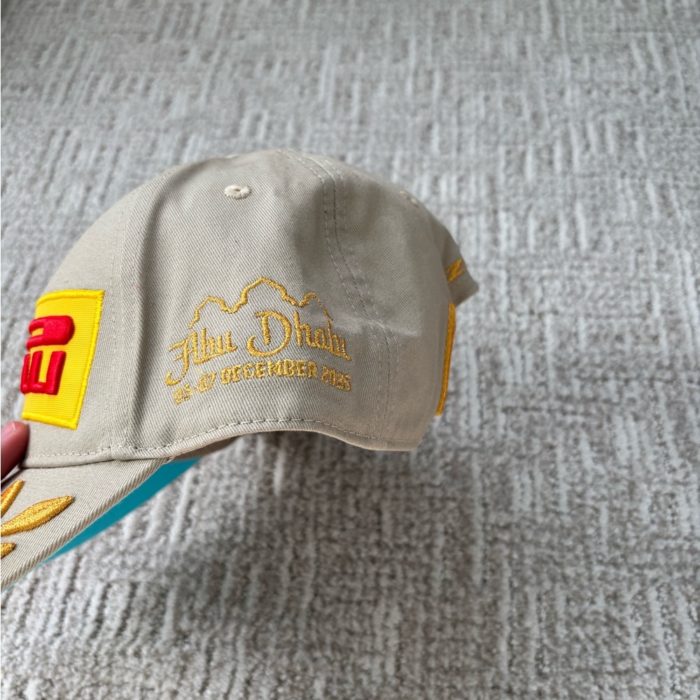 F1 hat - Picture 3 of 4